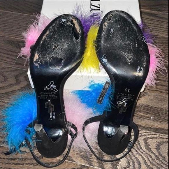 Alzuarr feather heels size 38 - Picture 3 of 4
